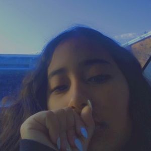 Meet your Posher, Ayde